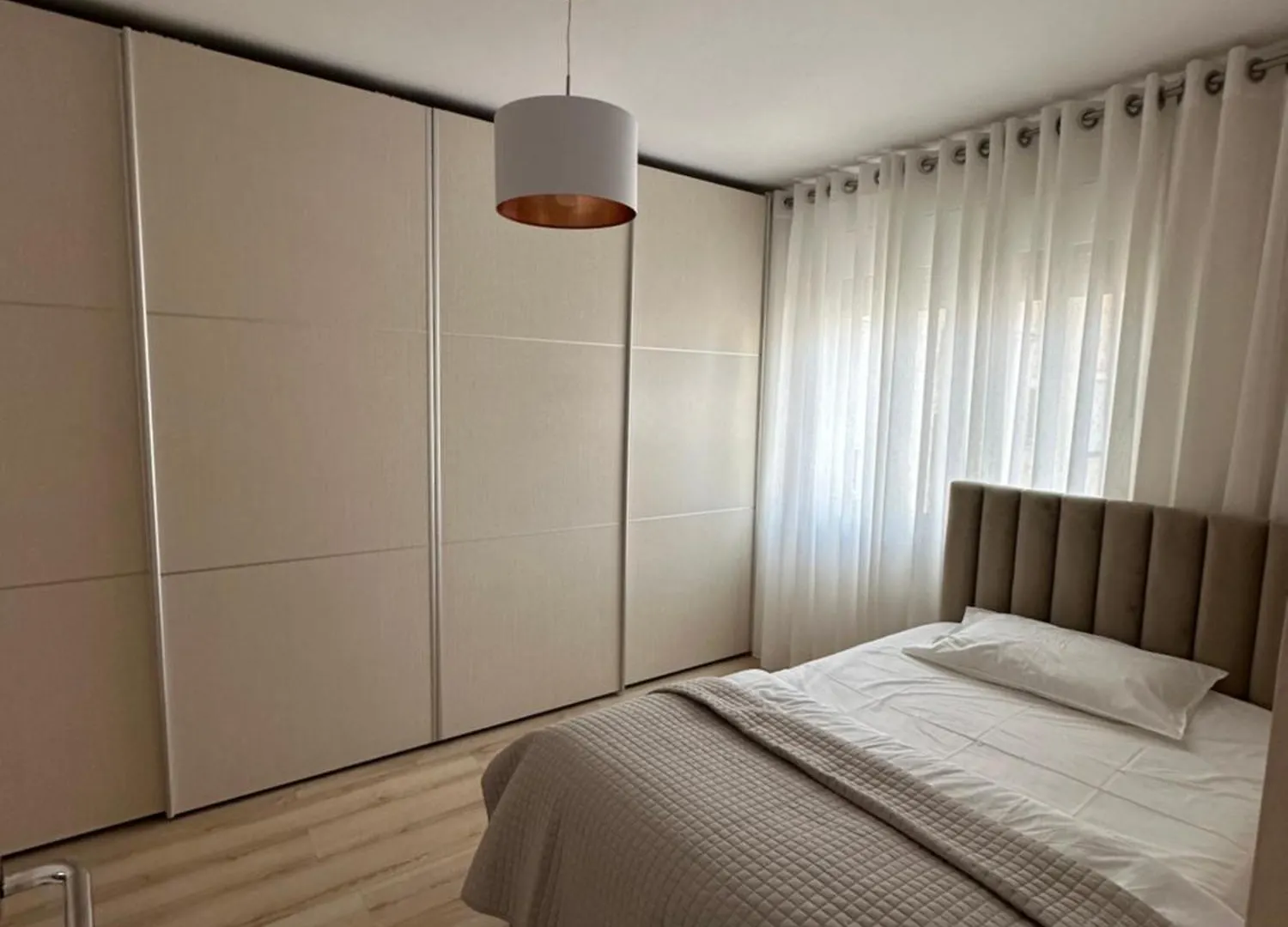 Chic & Serene Apartment-Your Relaxing Oasis Tirana Apartment