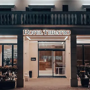 4* מלון Theatro- Center