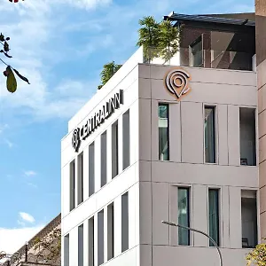4* מלון Central Inn Hotel