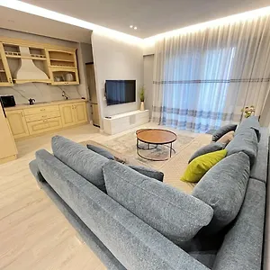 Flat 86 - Explore The Heart Of Tirana